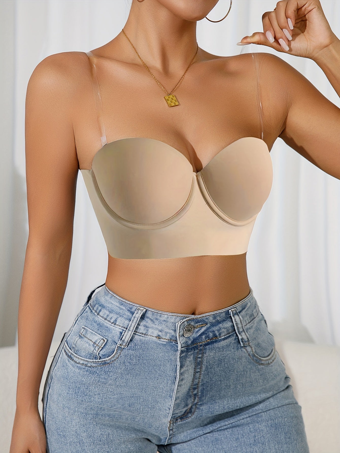 Smooth Surface Gathering Bra for a Beautiful Back